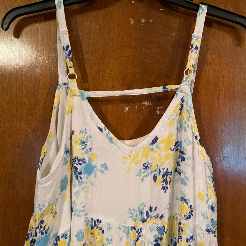TORRID - FLORAL TIERED TRAPEZE DRESS -Size 1 - Picture 3 of 7